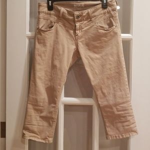 GUESS khaki capris